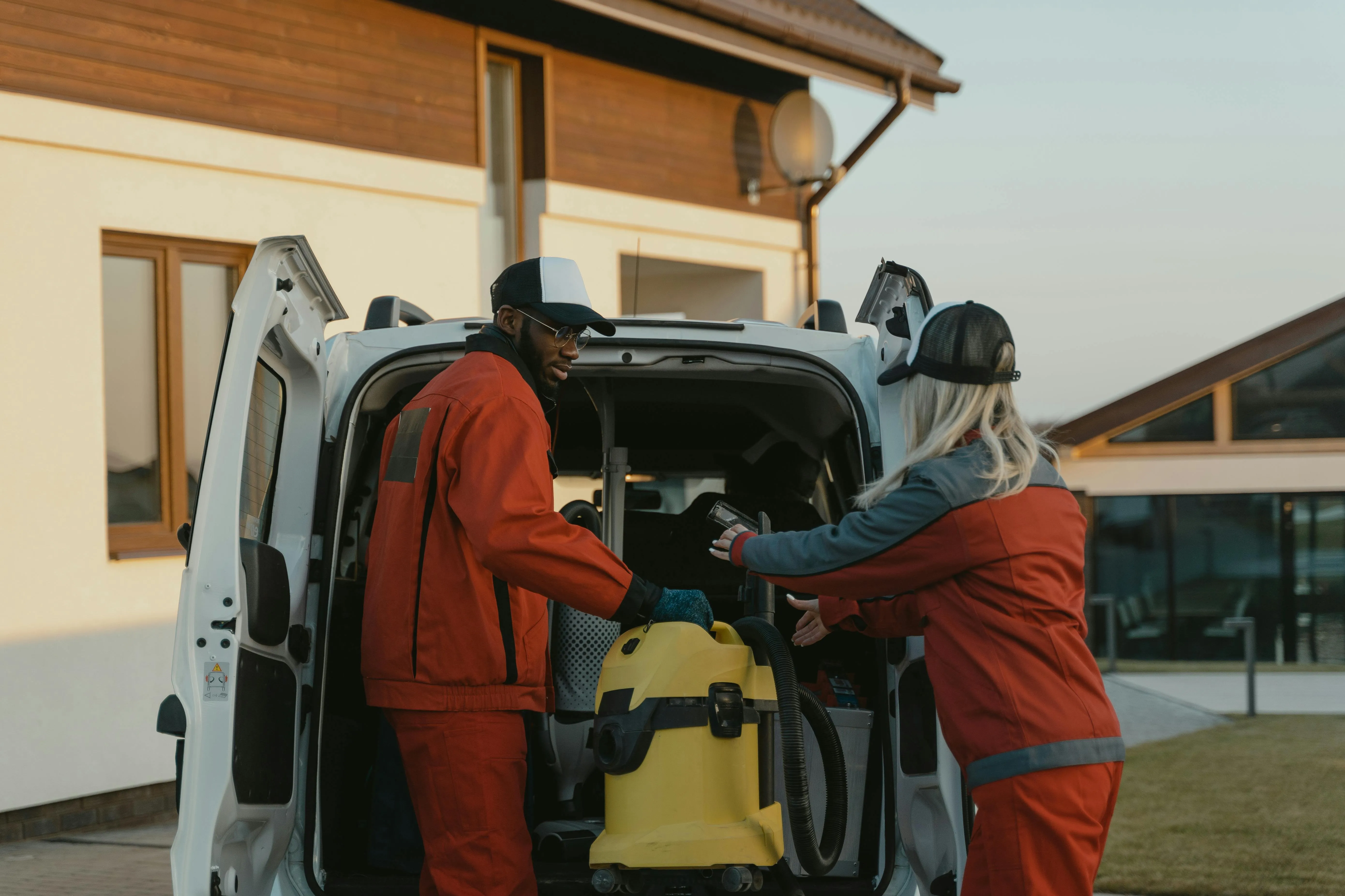 Swiftly Emmaculate team arriving with equipment at a Bellevue home