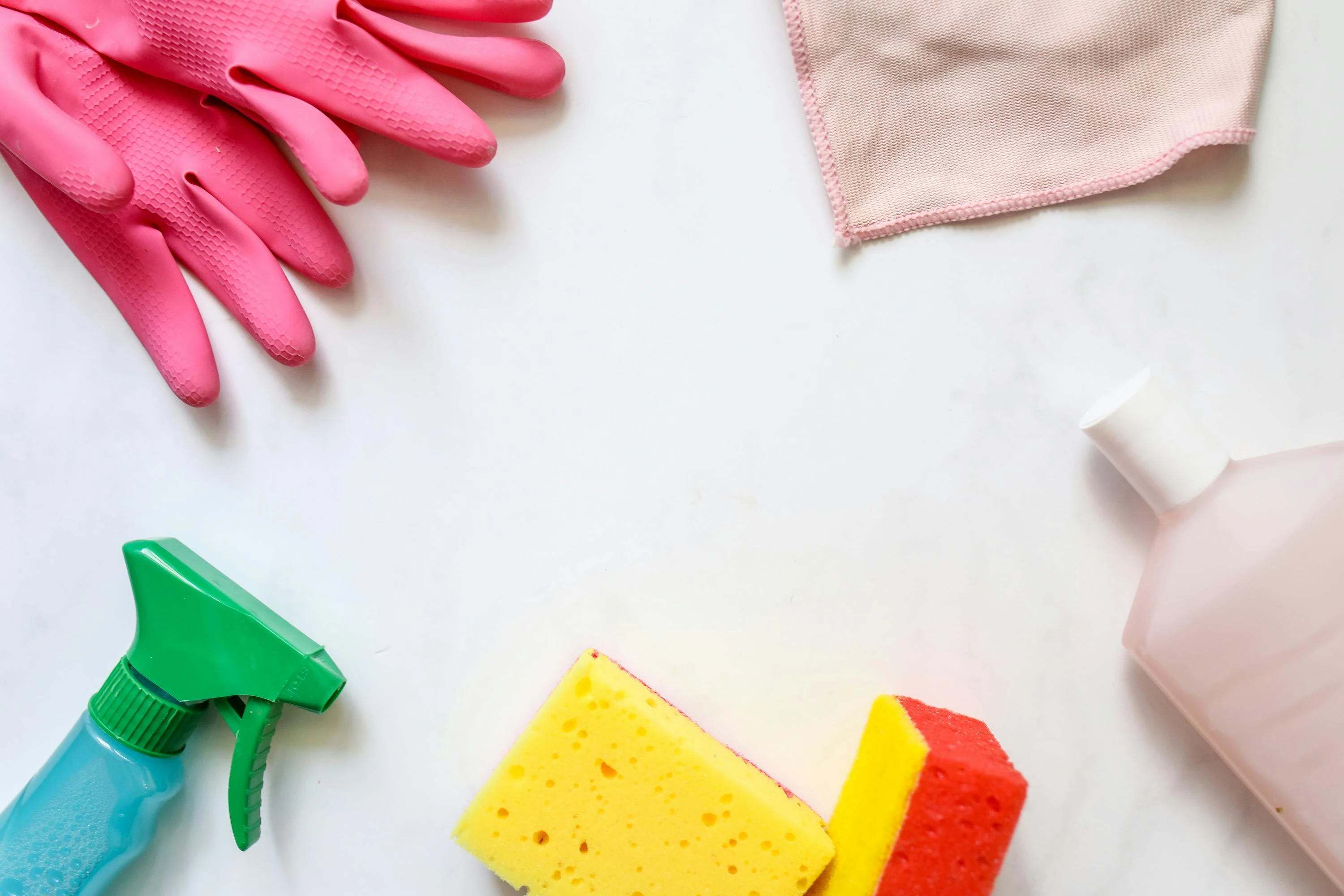 Professional eco-friendly cleaning in a Bellevue home